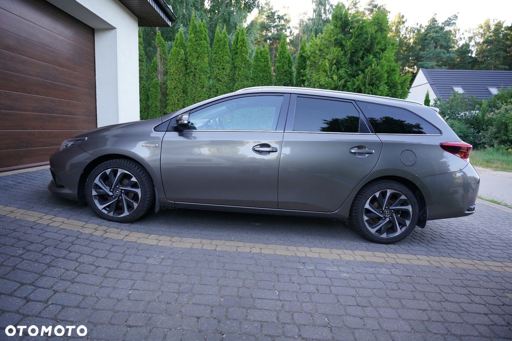 Toyota Auris - 4