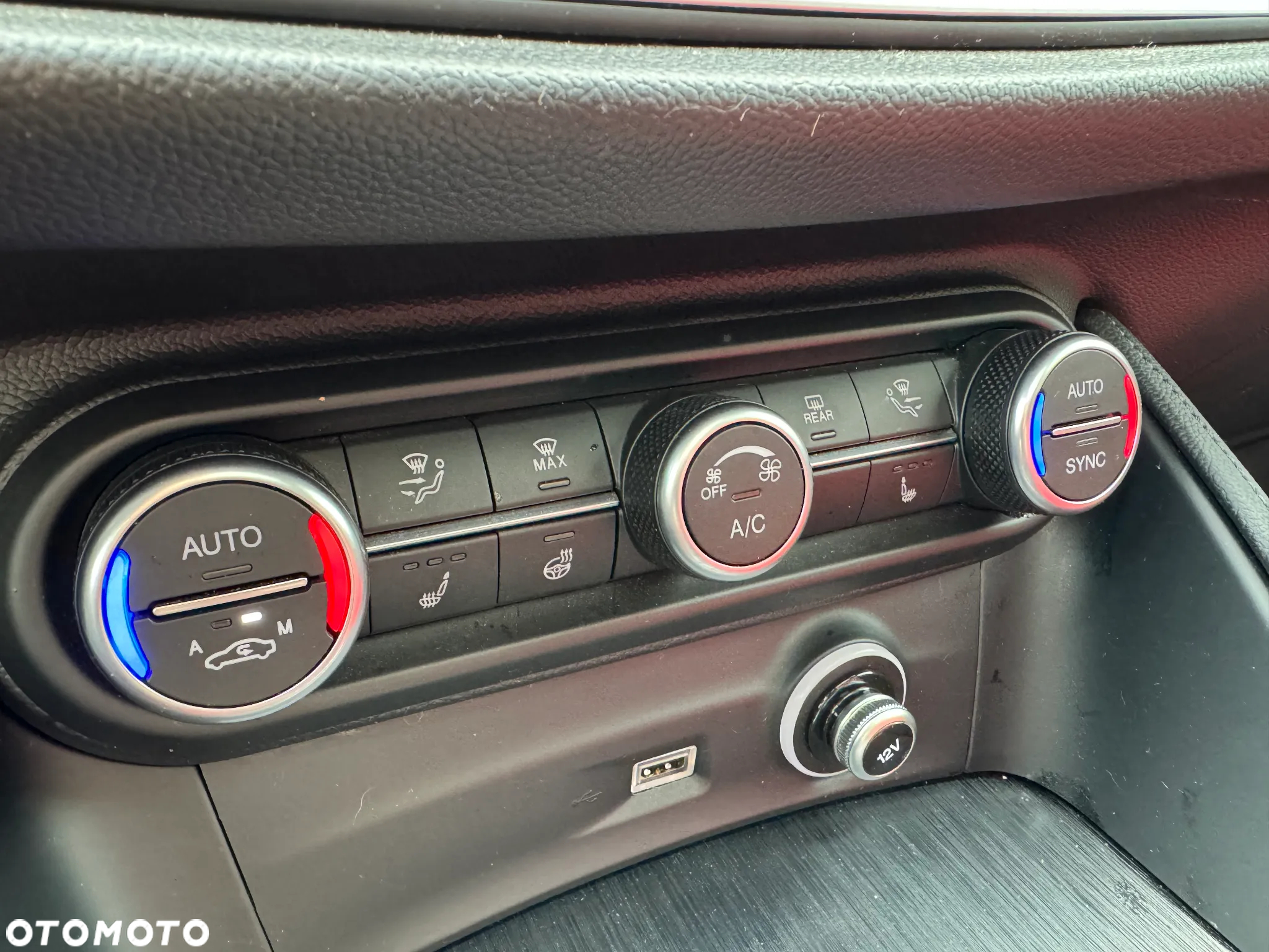 Alfa Romeo Stelvio 2.0 Turbo 16V AT8-Q4 Super - 25