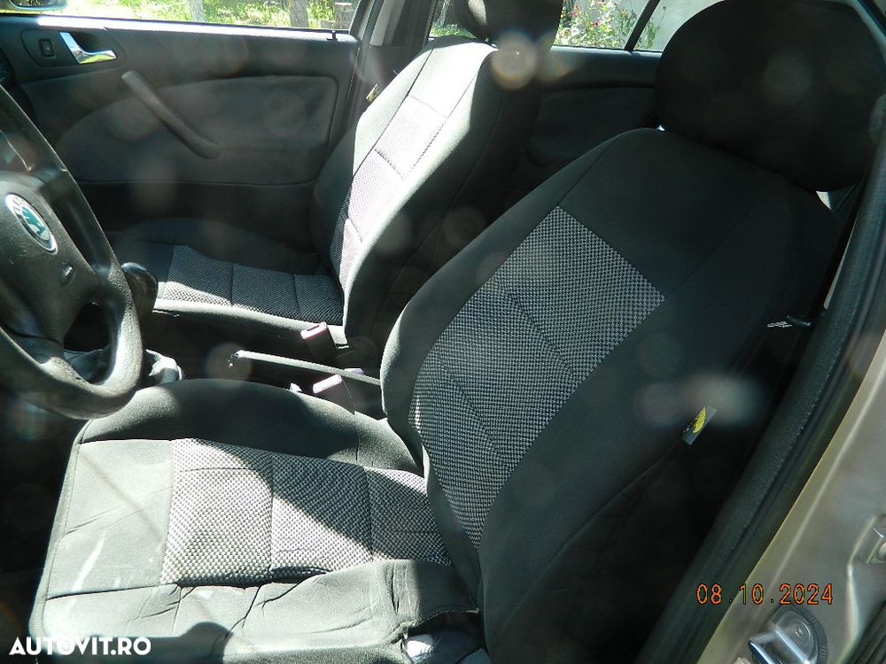 Skoda Octavia Tour 1.6 - 6