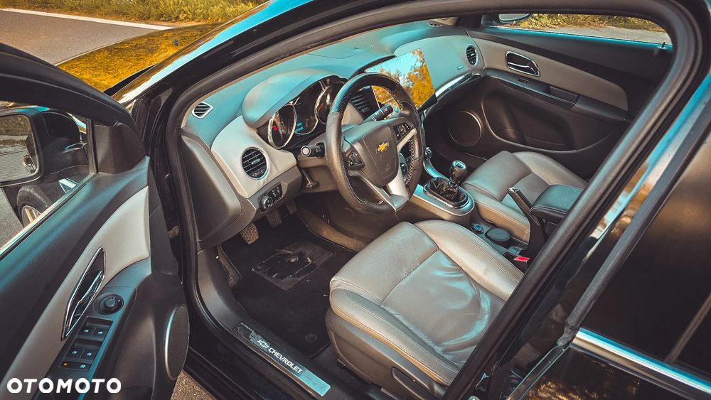 Chevrolet Cruze - 3