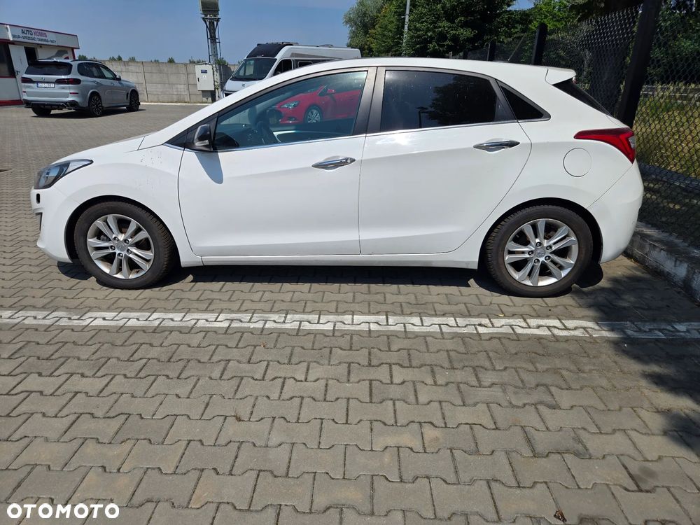 Hyundai i30 1.4 CRDi Intro Edition - 2