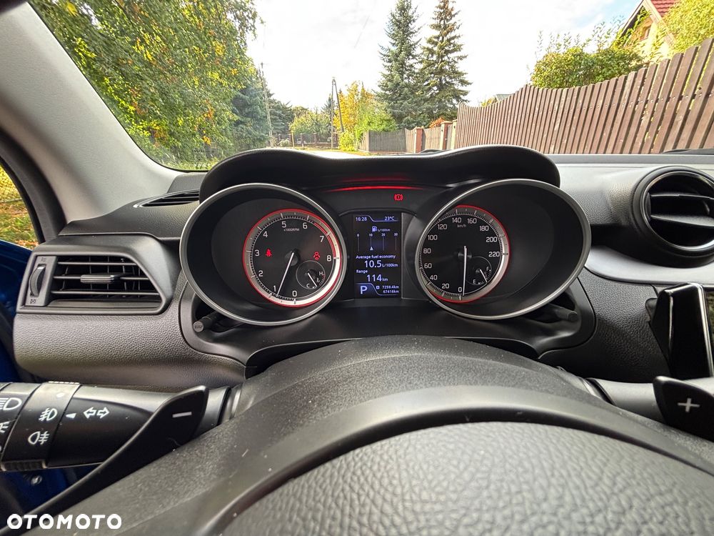 Suzuki Swift 1.2 Dualjet Hybrid CVT Comfort - 10