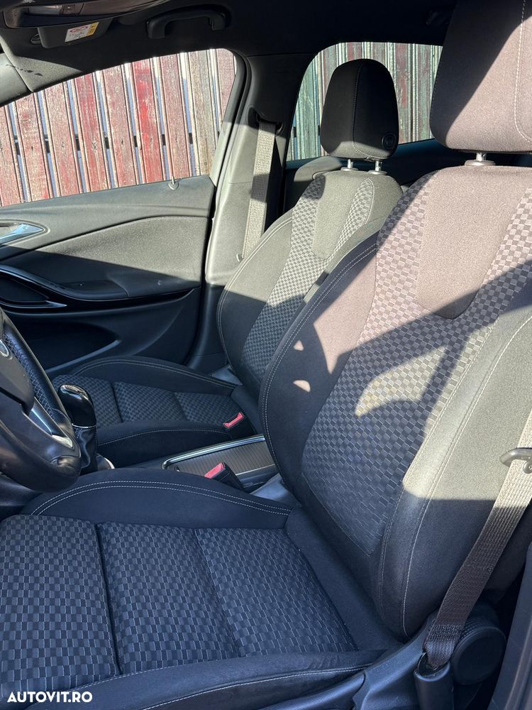 Opel Astra 1.6 D (CDTI) Start/Stop Business - 10