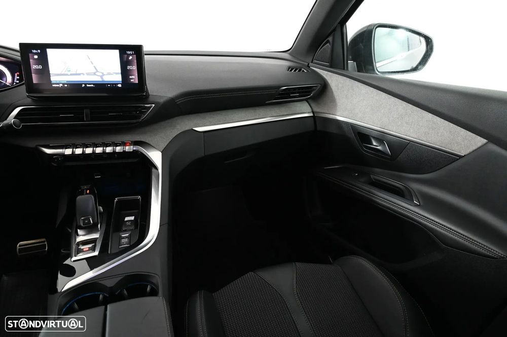 Peugeot 3008 - 18