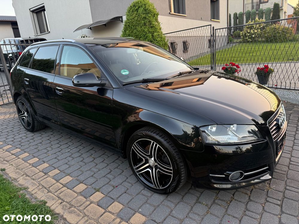 Audi A3 Sportback 1.4 TFSI S line Sportpaket - 3