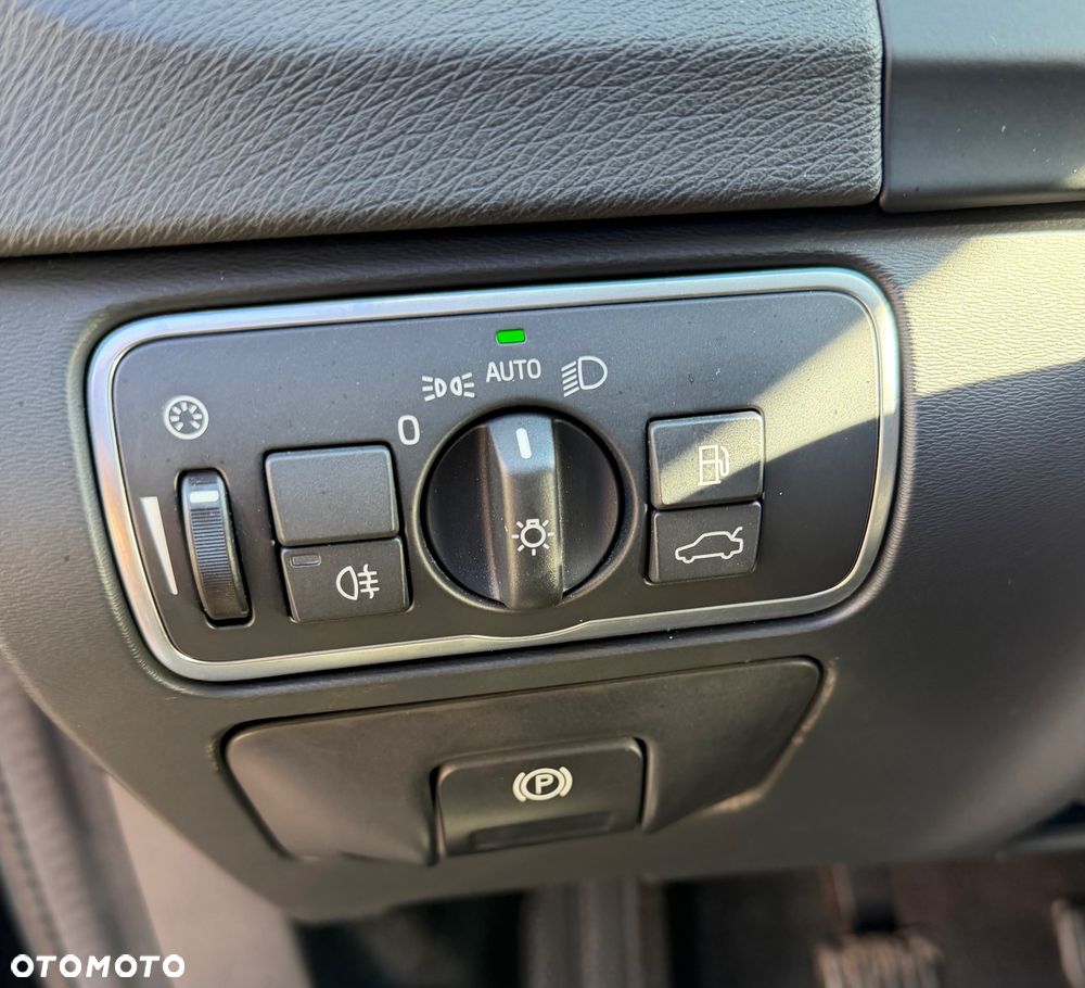 Volvo V60 D4 Drive-E Momentum - 19
