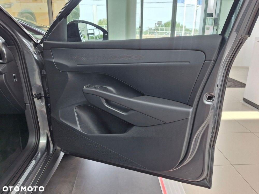 Volkswagen T-Roc 1.5 eTSI R-Line DSG - 17