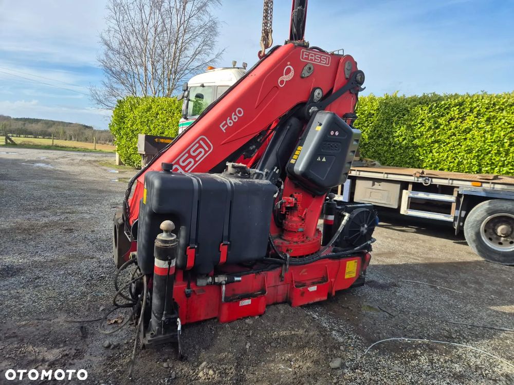 Inny HDS Dzwig żuraw Fassi F660 duży!! 6 razy wysuw hydrauliczny! Dodatkowe podpory. RADIO !!! Mało używany. HIAB Effer Palfinger HMF - 5