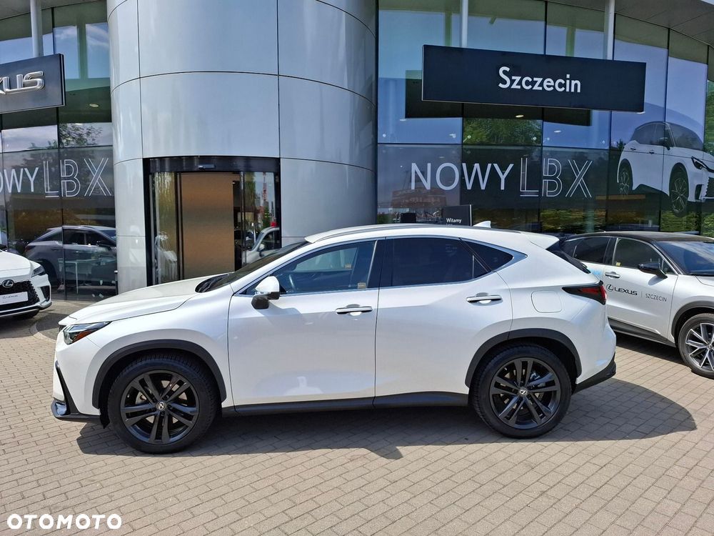 Lexus NX - 2