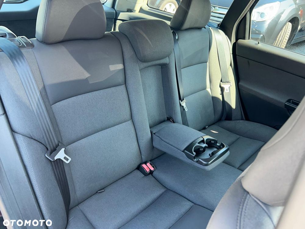 Volvo V50 1.6D DPF Momentum - 17