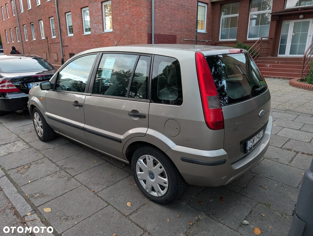 Ford Fusion 1.6 Trend - 5