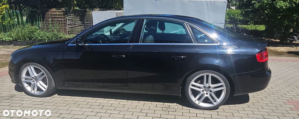 Audi A4 Limousine - 2