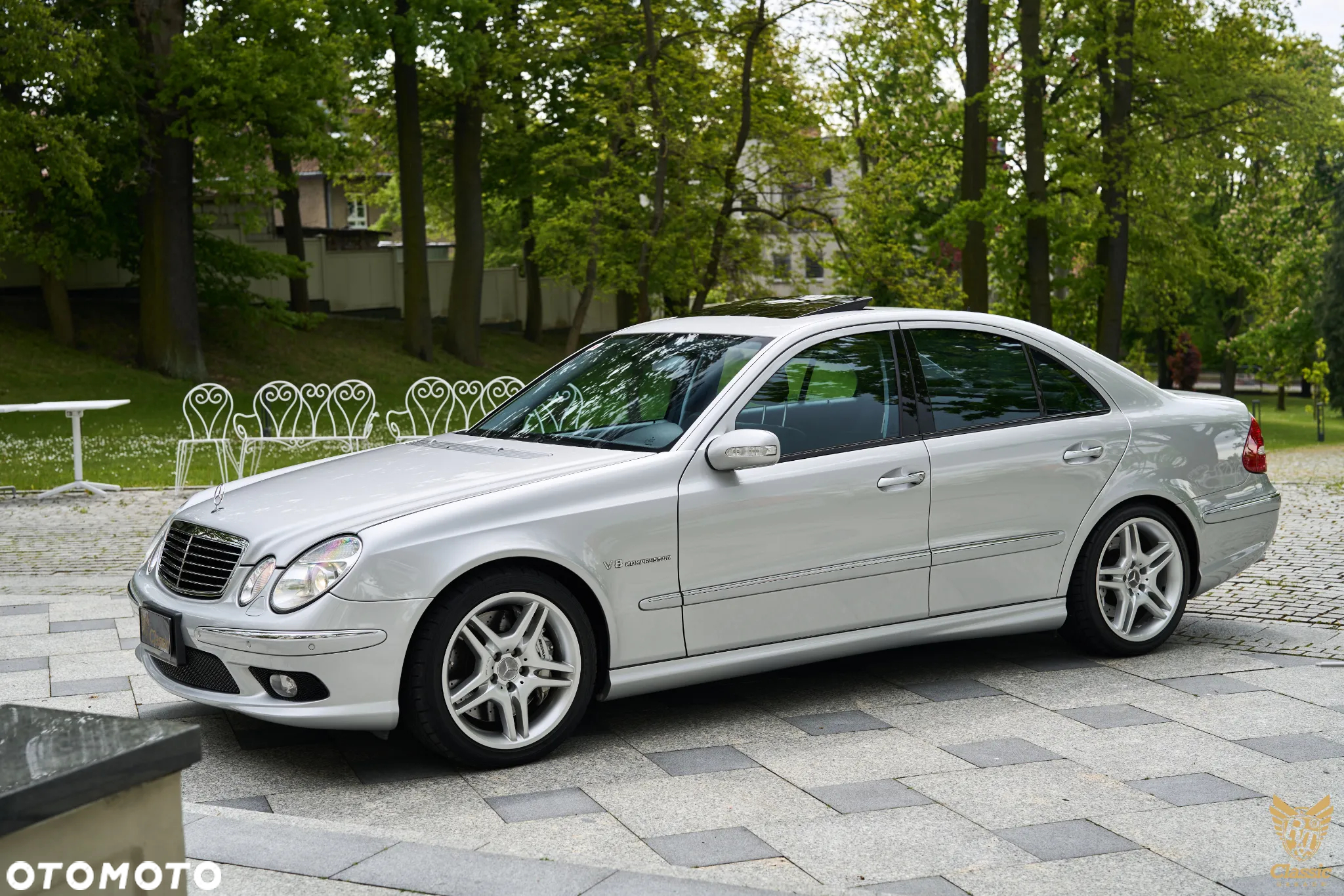 Mercedes-Benz Klasa E 55 AMG - 12
