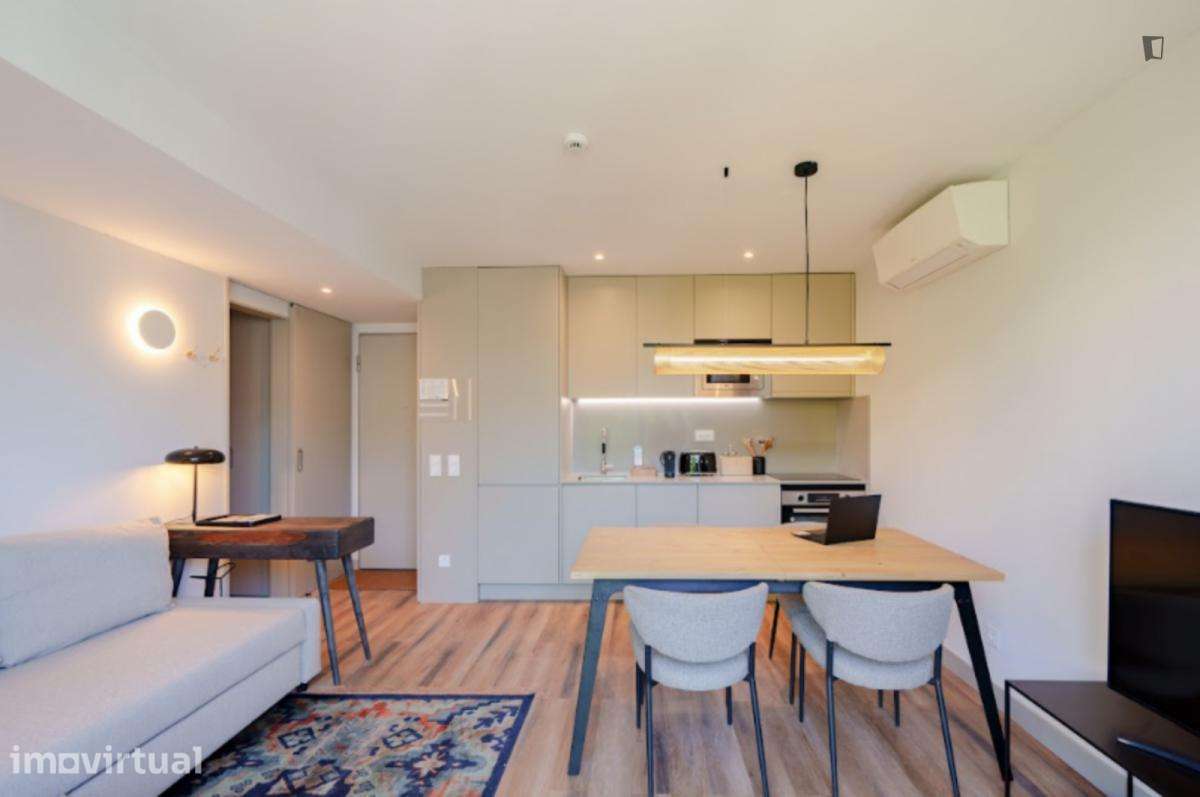 Apartamento com 1 quartos - localizado em Santo Ildefonso Porto - Grande imagem: 5/13