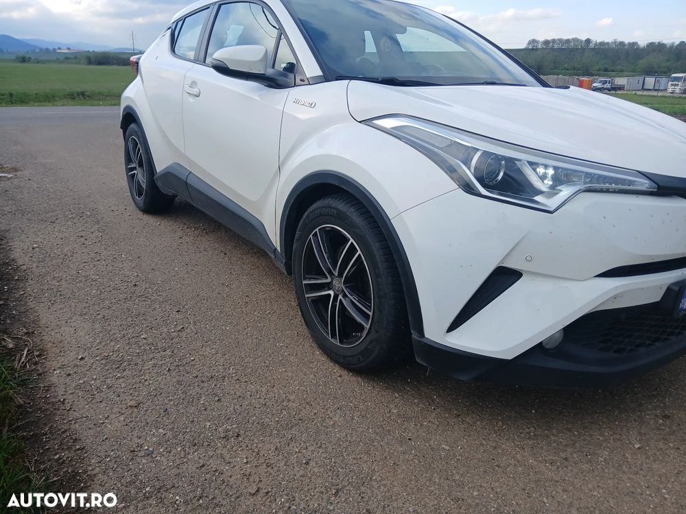 Toyota C-HR 1.8 HSD 4x2 CVT C-ult LED - 5