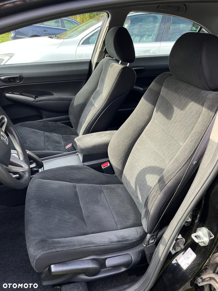 Honda Civic 1.8 Comfort - 8
