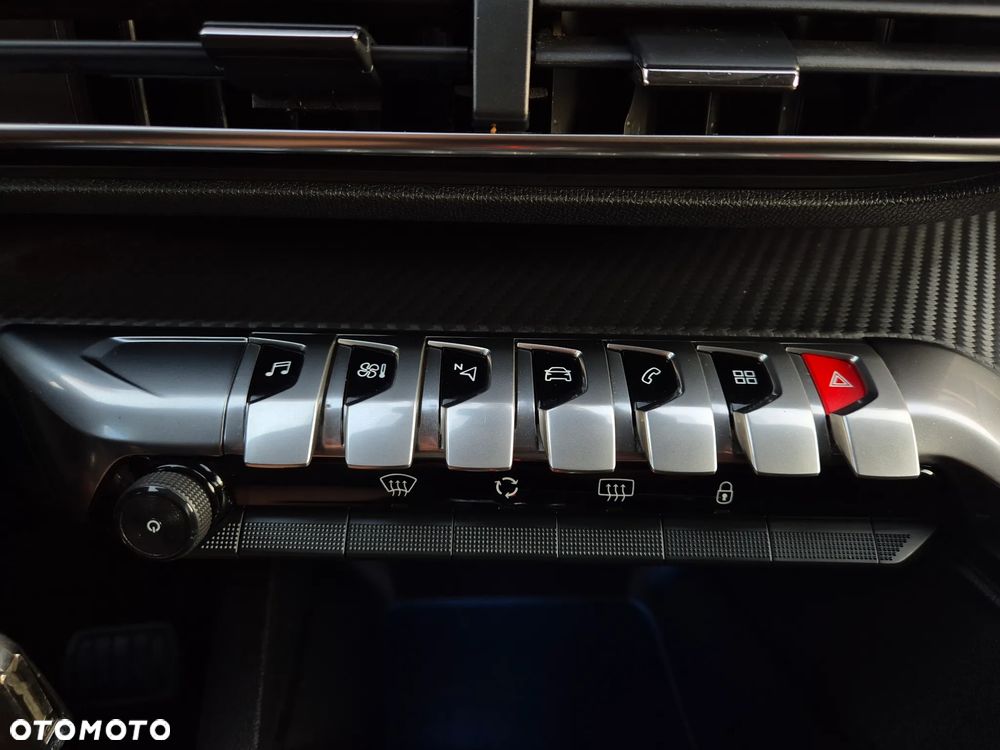 Peugeot 5008 1.5 BlueHDi Allure S&S EAT8 - 11