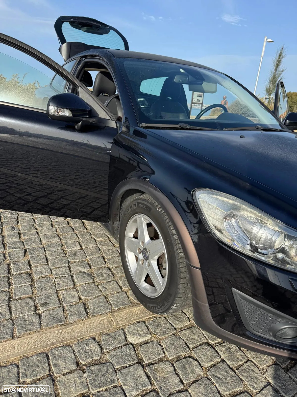 Volvo C30 1.6 D Drive 99g Summum Start/Stop - 4