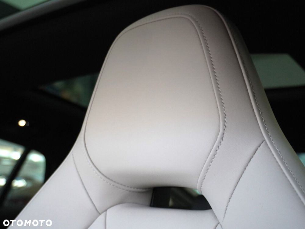 Porsche Panamera 4S E-Hybrid PHEV - 26