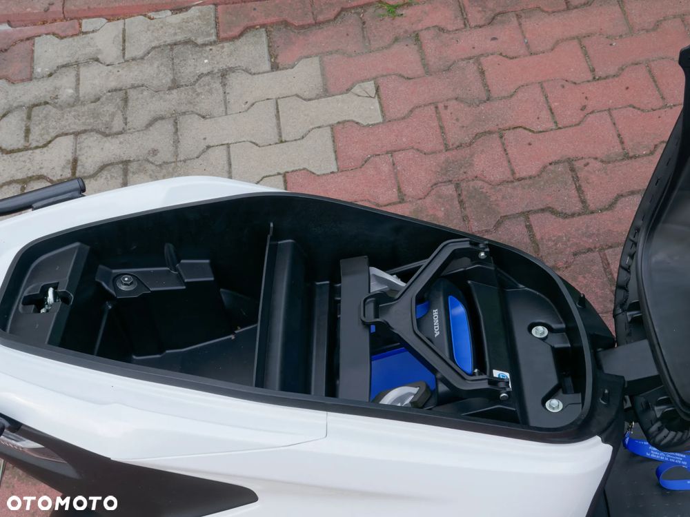 Honda EM1 - 12