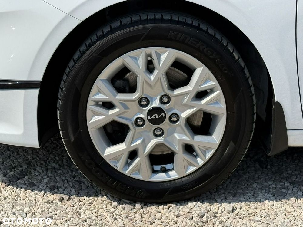 Kia Ceed - 9