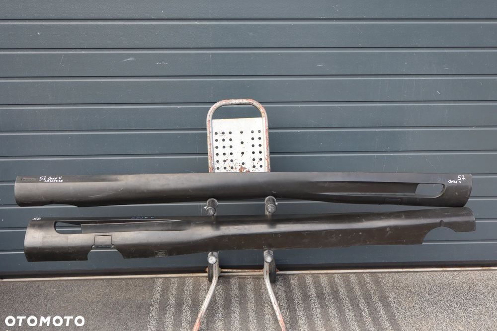 NOWA LISTWA PROGOWA PRÓG PRAWA LEWA VW GOLF V 5 1K0 CARACTERE CA120150L CA120150R - 1