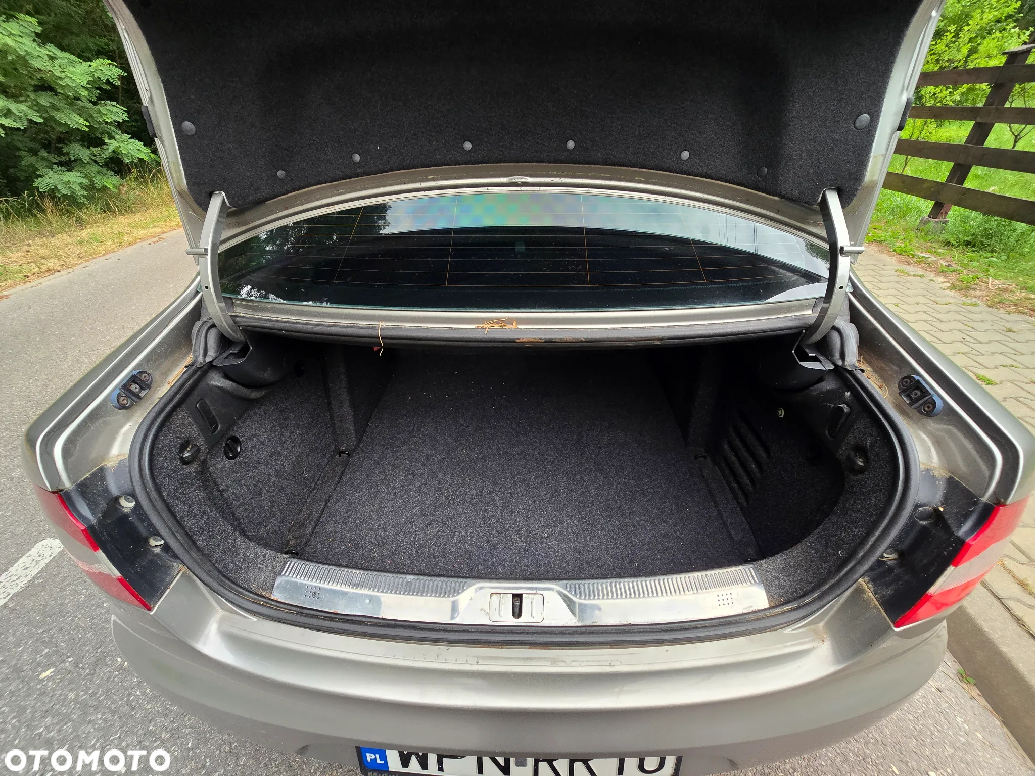 Skoda Superb 2.0 TDI Ambition DSG - 25