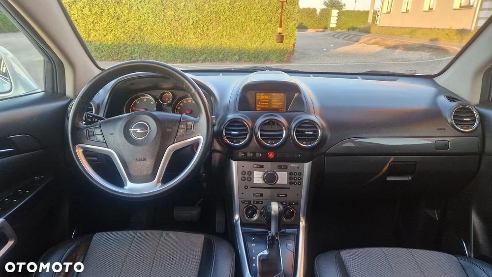 Opel Antara - 10