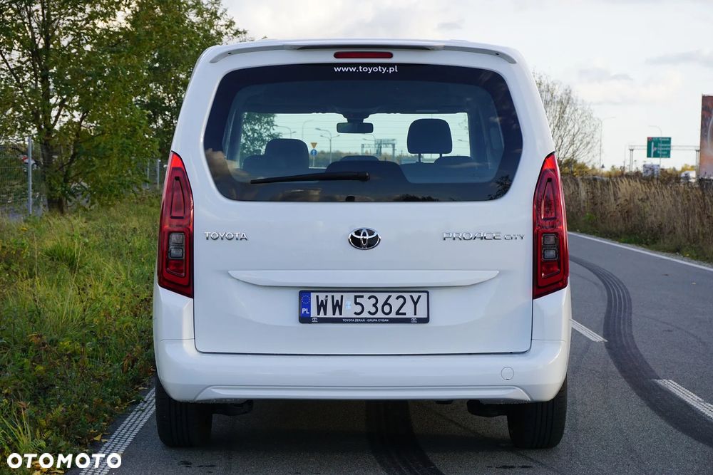 Toyota Proace City Verso 1.5 D-4D Business - 12
