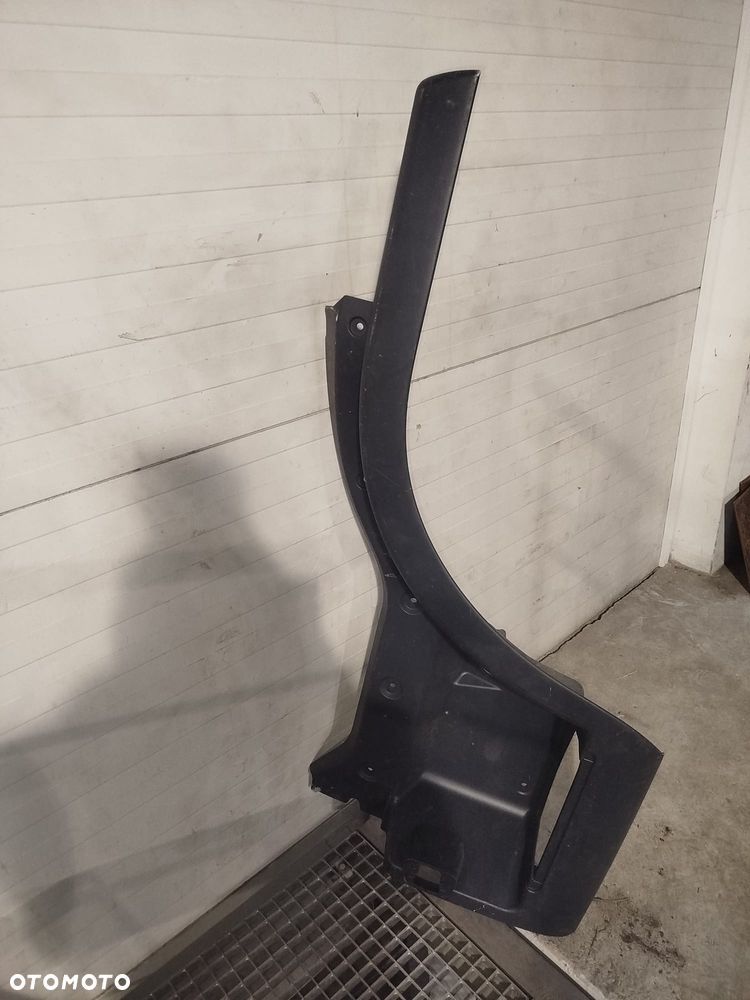 Stopień Man TGL wnęka stopnia stopnica lewy błotnik