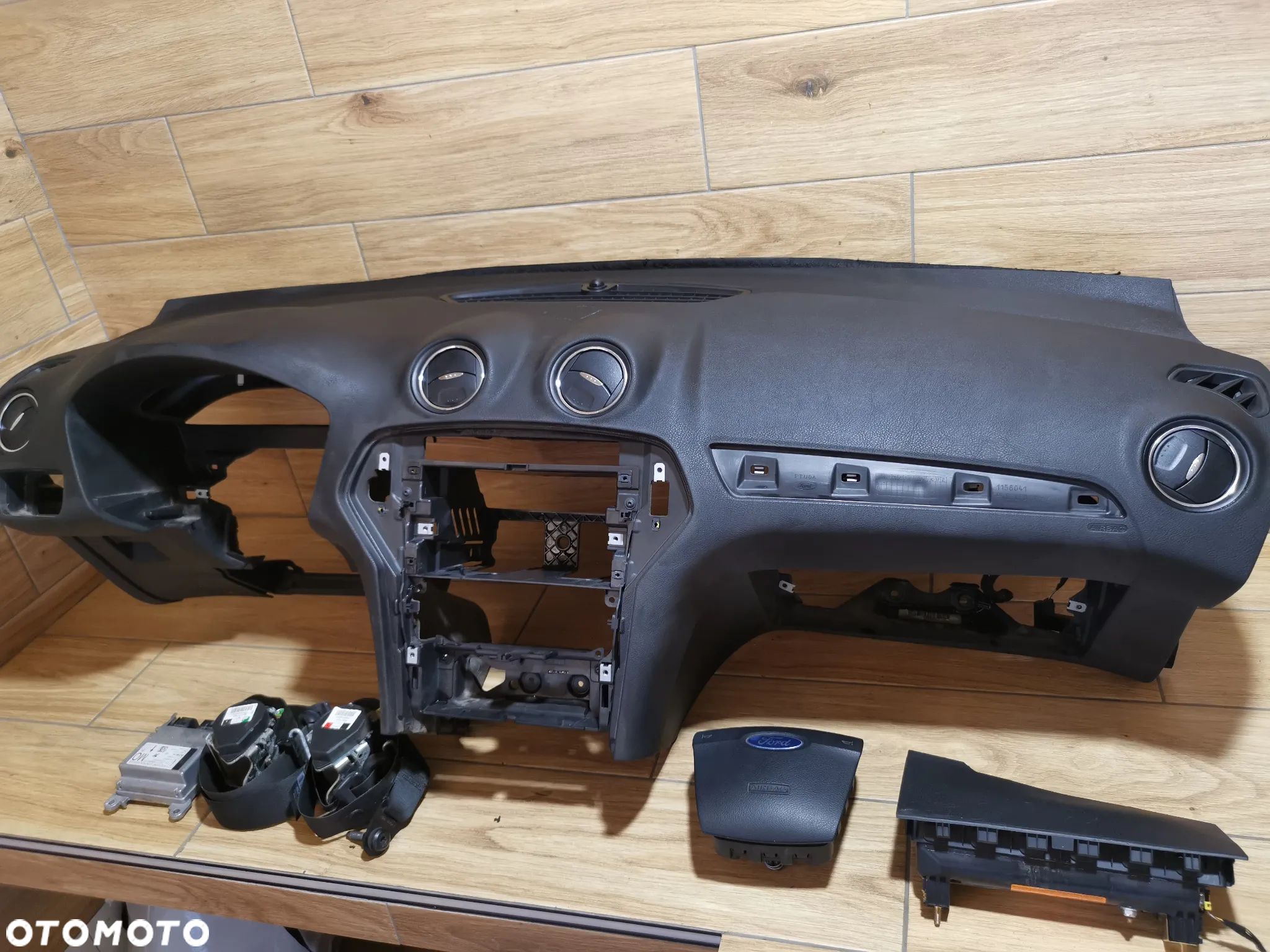 Ford Mondeo MK4 Deska Rozdzielcza Konsola Pasy AIRBAG - 1