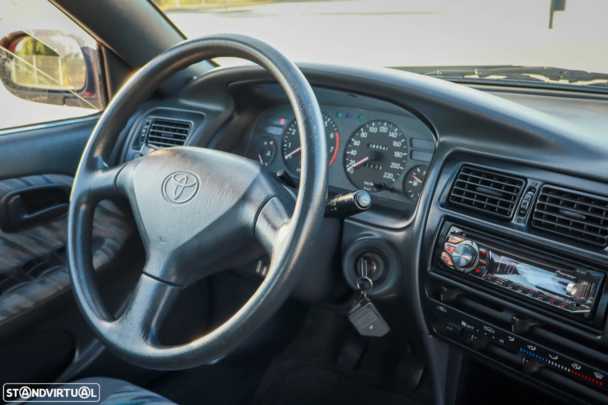 Toyota Corolla - 22