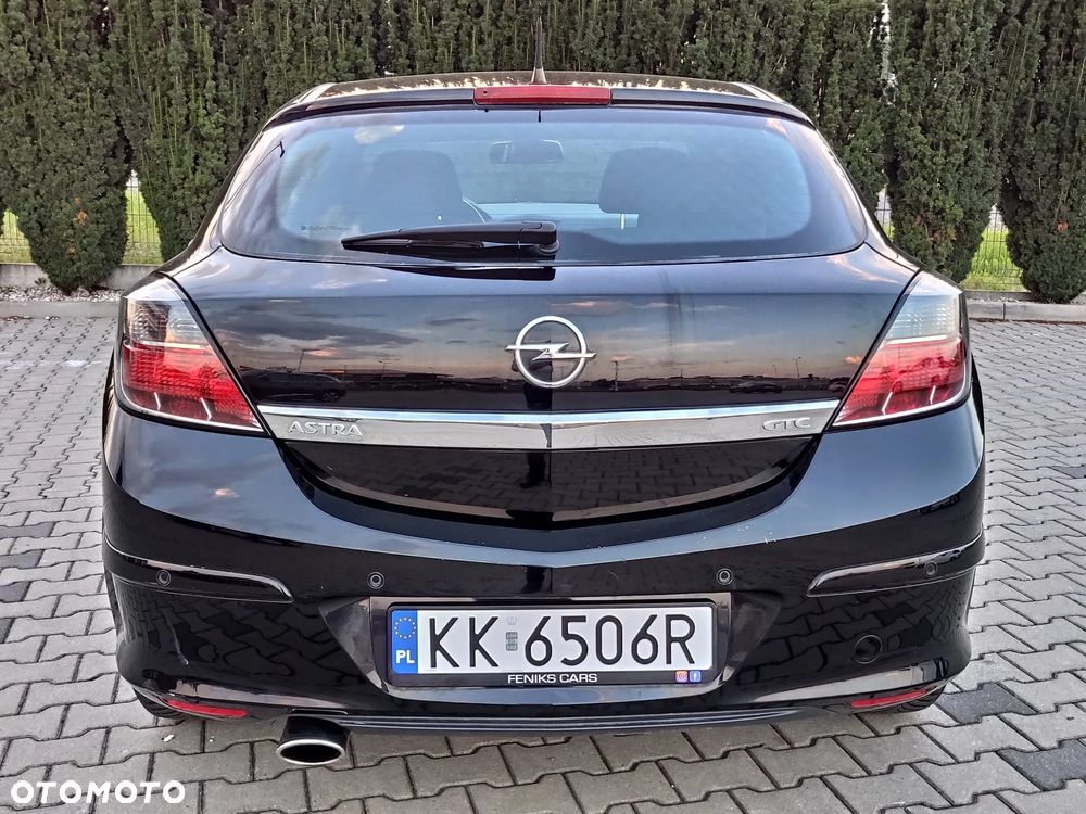 Opel Astra GTC 1.6 Sport - 10
