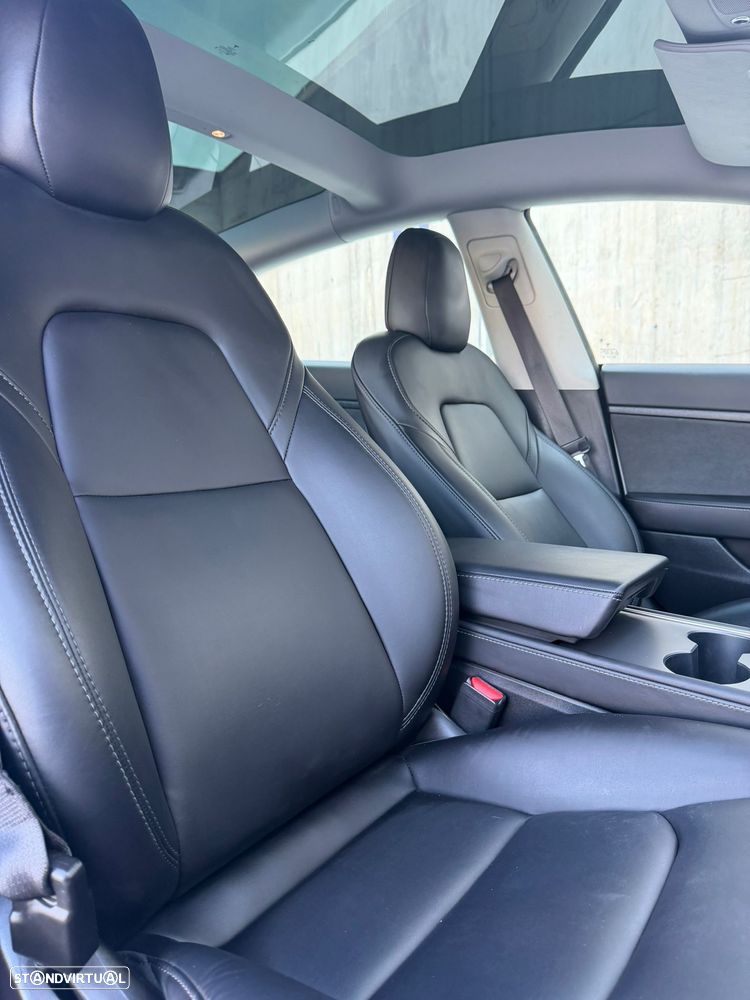 Tesla Model 3 Standard Range Plus RWD - 11