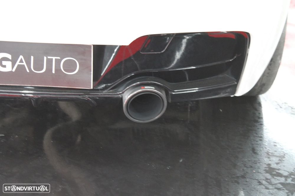 BMW 114 d Pack M - 17
