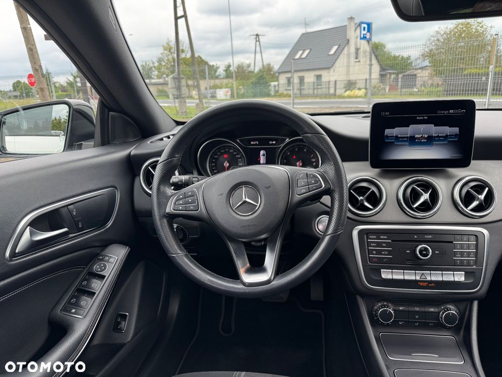 Mercedes-Benz CLA Shooting Brake 180 7G-DCT UrbanStyle Edition - 21