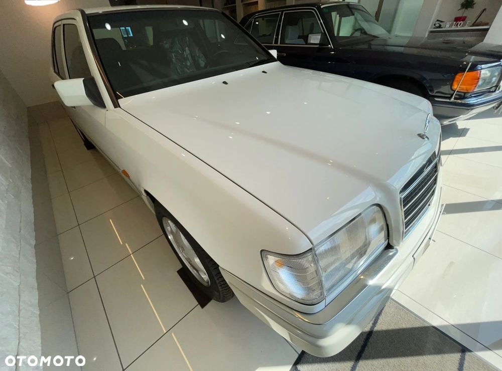 Mercedes-Benz W124 (1984-1993) - 16