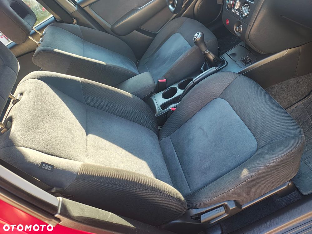 Mitsubishi Outlander 2.0 4WD Intense - 16