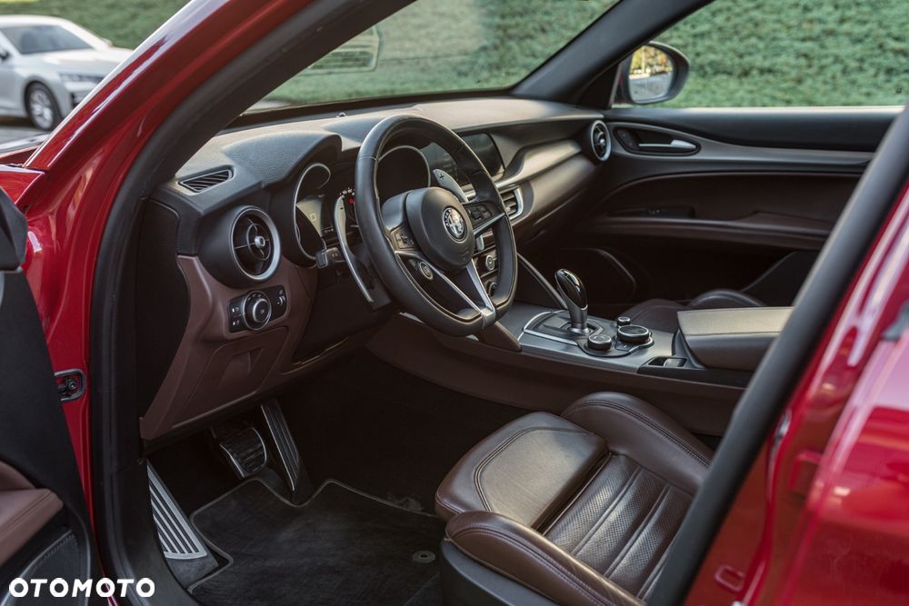 Alfa Romeo Stelvio 2.0 Turbo TI Q4 - 7