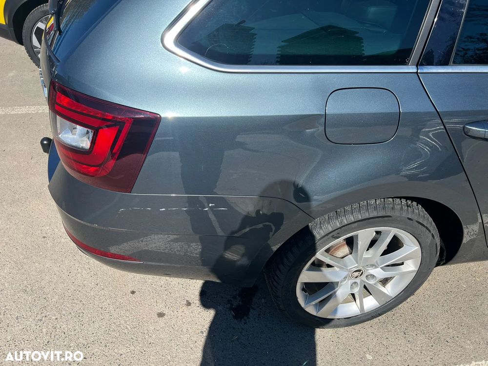 Skoda Octavia 2.0 TDI DSG Exclusive - 5