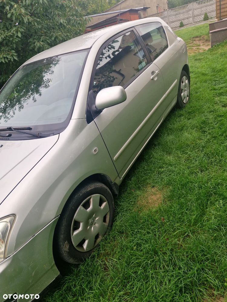 Toyota Corolla 1.6 VVT-i Dynamic - 2