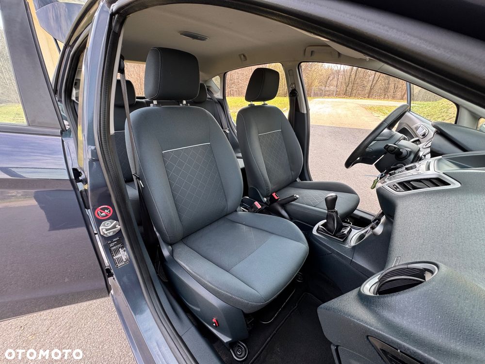 Ford Fiesta - 22