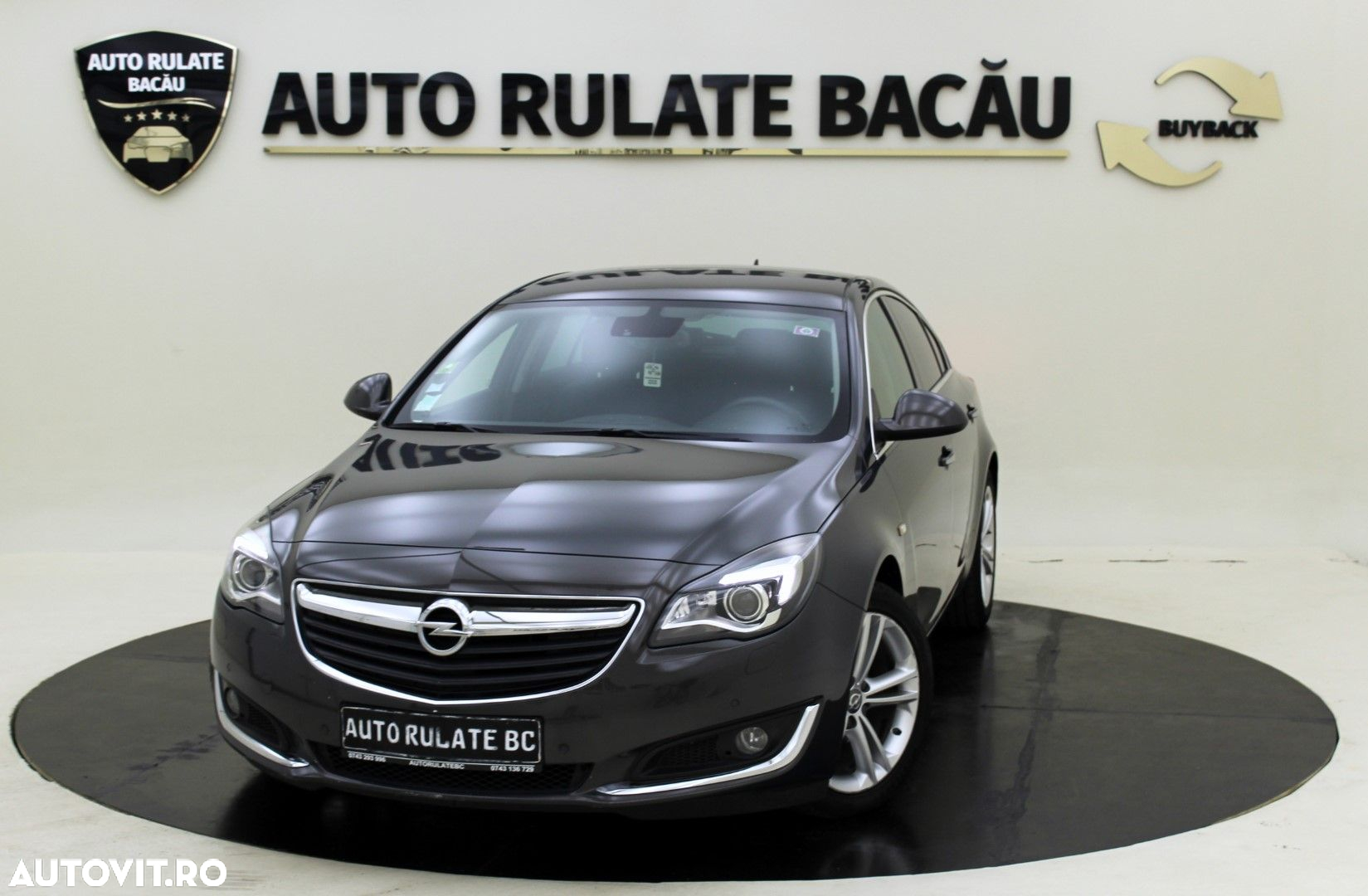 Opel Insignia - 2