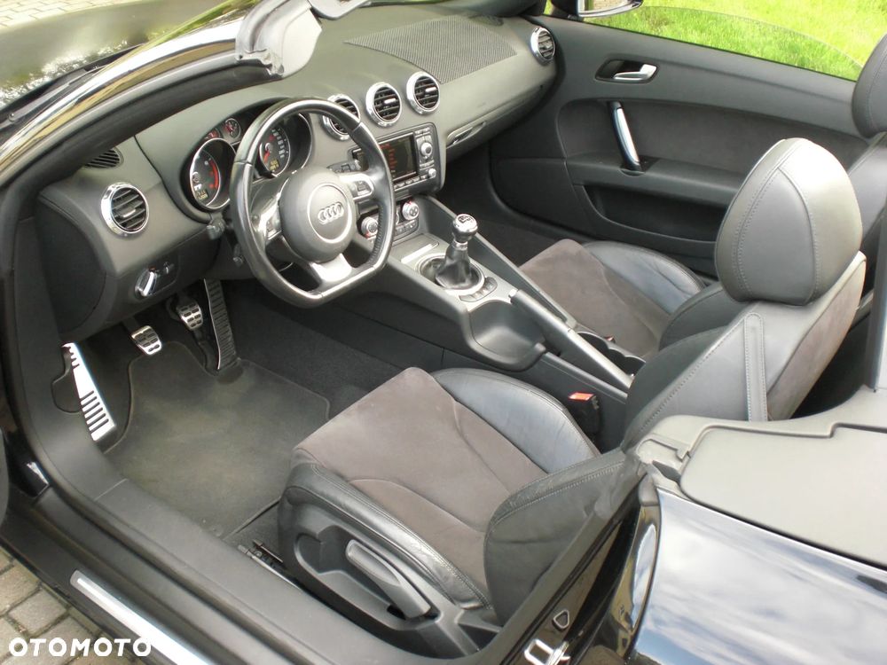 Audi TT Roadster 1.8 TFSI Progressive - 25