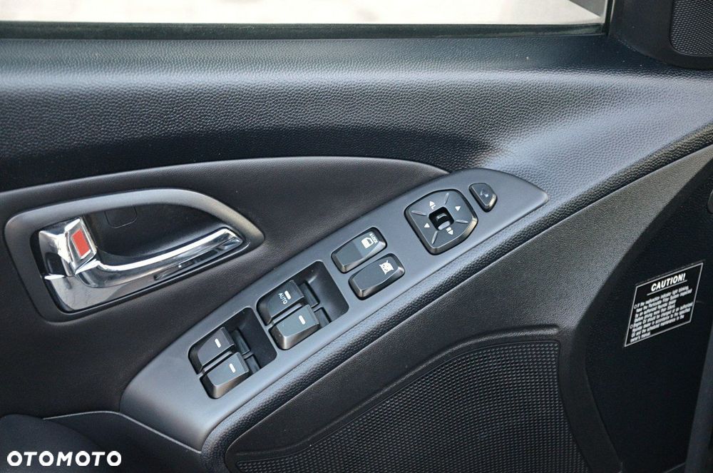 Hyundai ix35 - 11