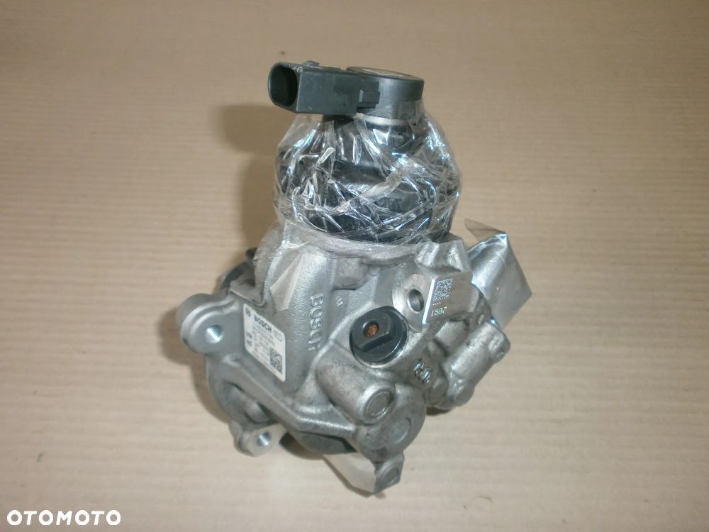 POMPA WTRYSKOWA 2.0TDI  05L130755 0445010790 23TYŚ KM IDEALNA - 1