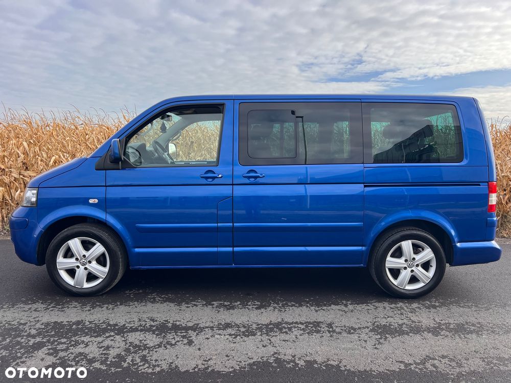 Volkswagen Multivan - 9