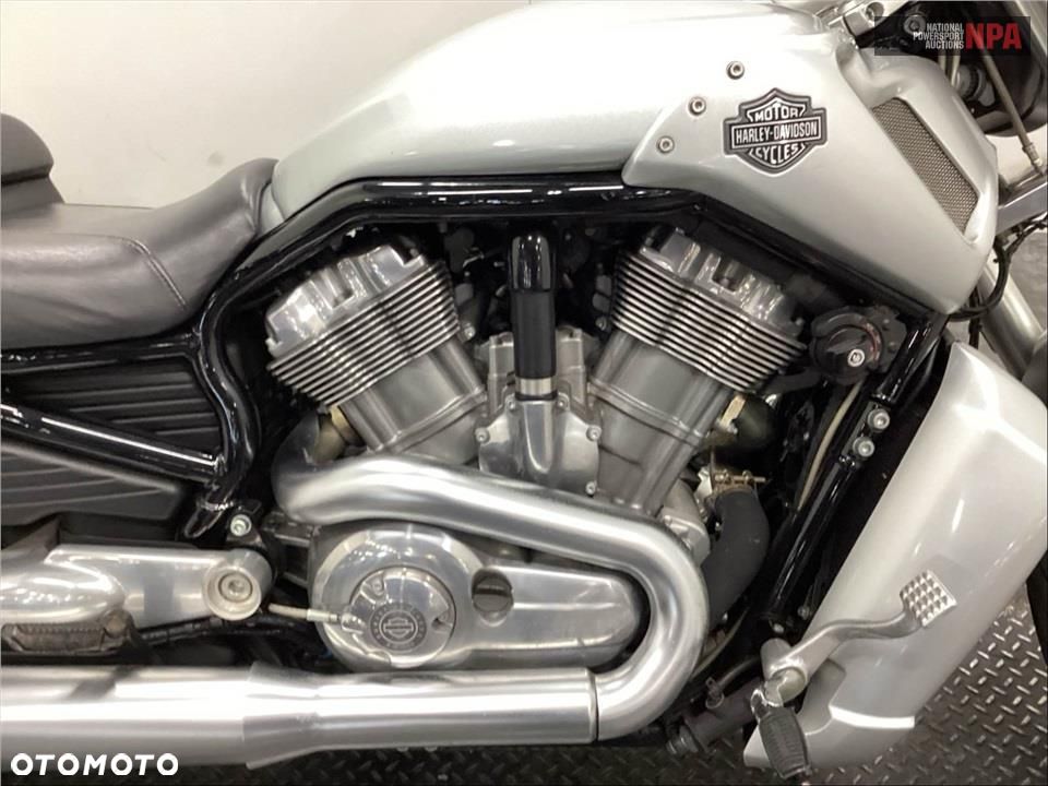 Harley-Davidson V-Rod Muscle - 33