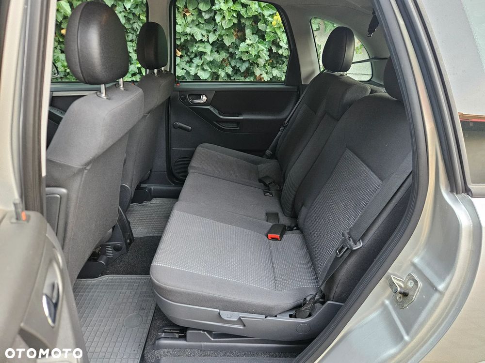 Opel Meriva - 16