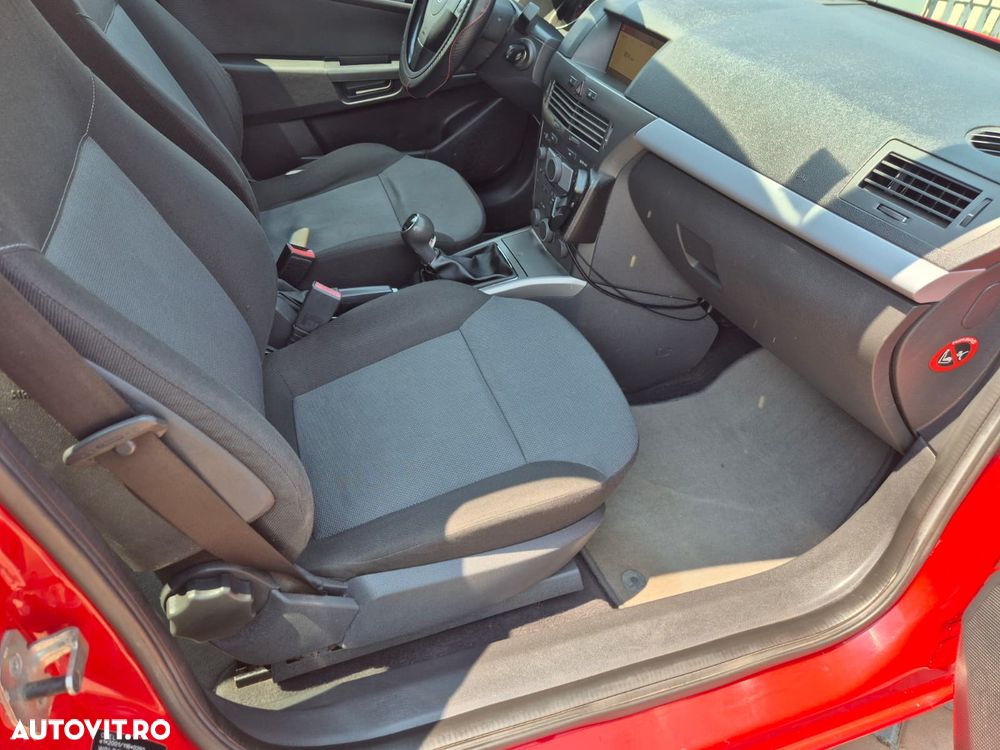 Opel Astra 1.9 CDTI Caravan Enjoy - 10